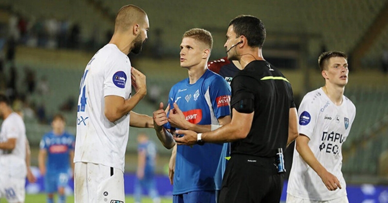 Директор «Пари НН» о судействе в игре с «Динамо» Махачкала: «На Бобровского шло давление, второй раз он не смог отказать ВАР. Надо принимать решения ЭКС, но странно выглядят формулировки»