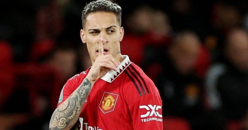 Тен Хаг не хочет отпускать Антони из «МЮ» после ухода Санчо. Бразилец интересен «Фенербахче» (ESPN)