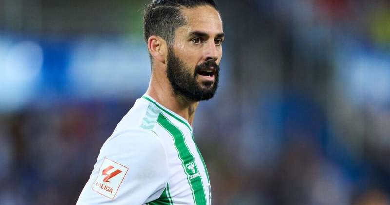 У Иско возникли осложнения при заживлении перелома малоберцовой кости, хавбека «Бетиса» повторно прооперируют. Он не играл с мая