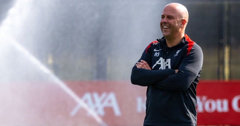 «С Клоппом была одна система. Слот вносит изменения в зависимости от игры, раньше этого не делали. Новая идея заставляет всех больше хотеть побеждать». Салах о тренерах «Ливерпуля»