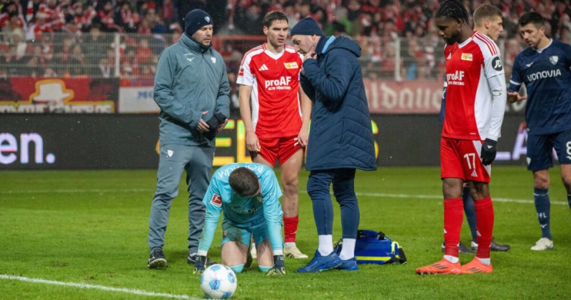 «Униону» засчитано техническое поражение от «Бохума». Болельщик берлинцев попал вратарю гостей Древесу зажигалкой в голову 14 декабря