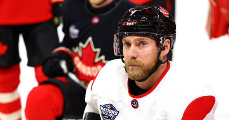 Беннетт сыграет за сборную Канады в матче с США на Турнире четырех наций. Он был центром 4-го звена команды на тренировке