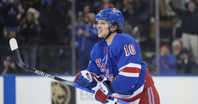 Панарин прервал серию из 3 подряд игр с очками: 2 броска в створ, 1 хит и 4 потери за 21:10 с «Питтсбургом». Еще 5 его бросков были заблокированы